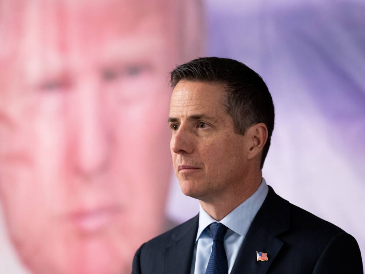 Senador republicano de origen colombiano busca eliminar la doble ciudadanía en Estados Unidos