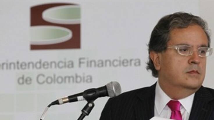 Procurador Ordóñez ordenó pliego de cargos al Superfinanciero Gerardo Hernández