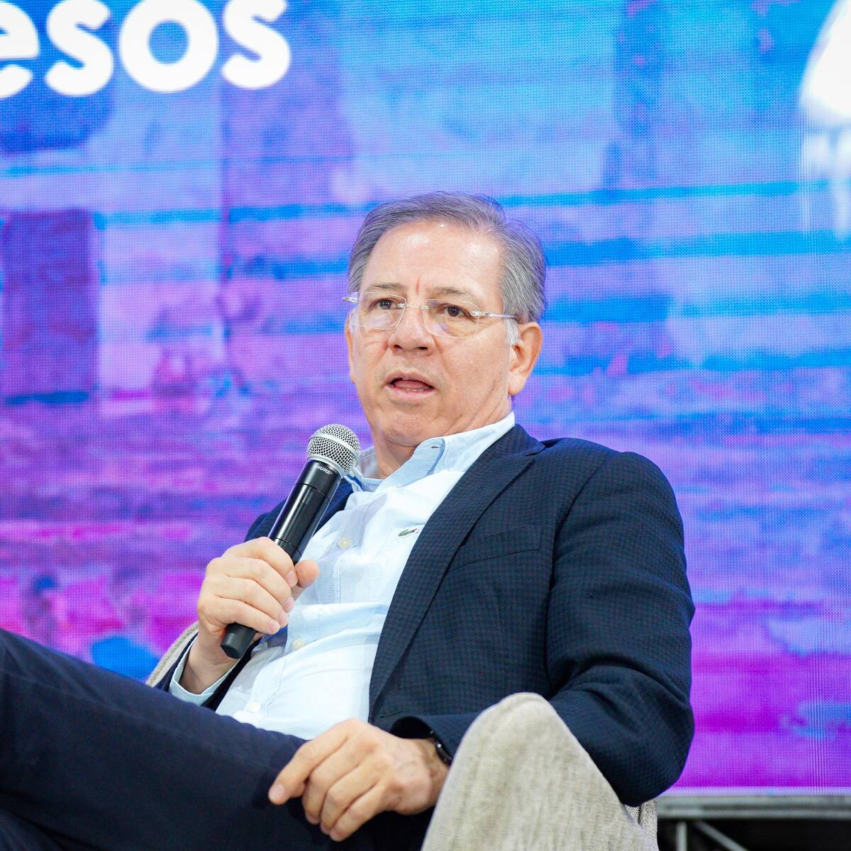 Presidente de la Corte asegura que los jueces cada día se enfrentan a más presiones políticas