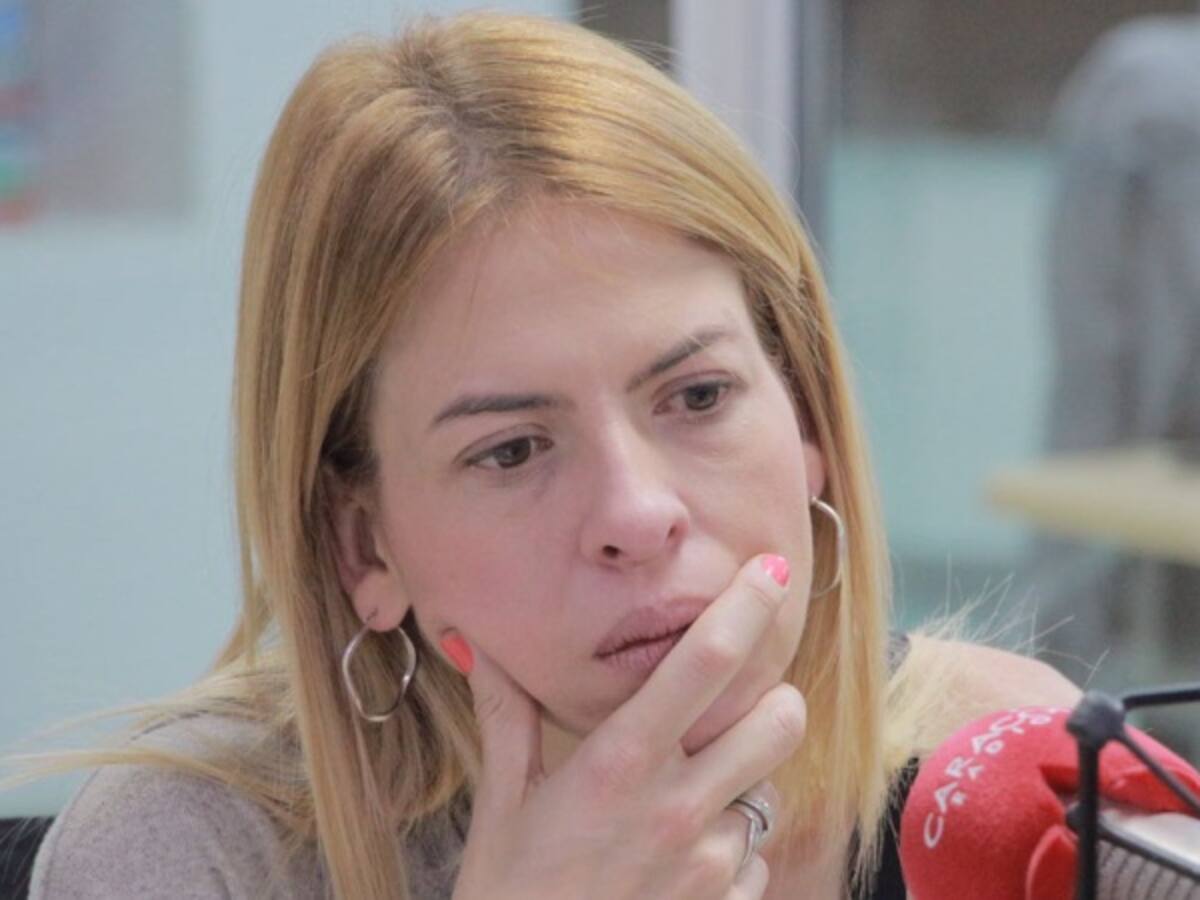 El gobierno se gastará su capital en reformas que no son urgentes: Lariza