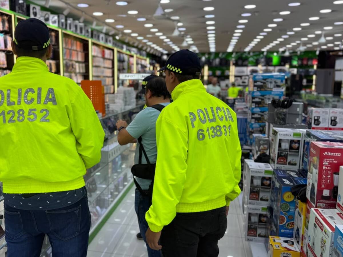Cayó red de venta ilegal de celulares en el Centro de Medellín