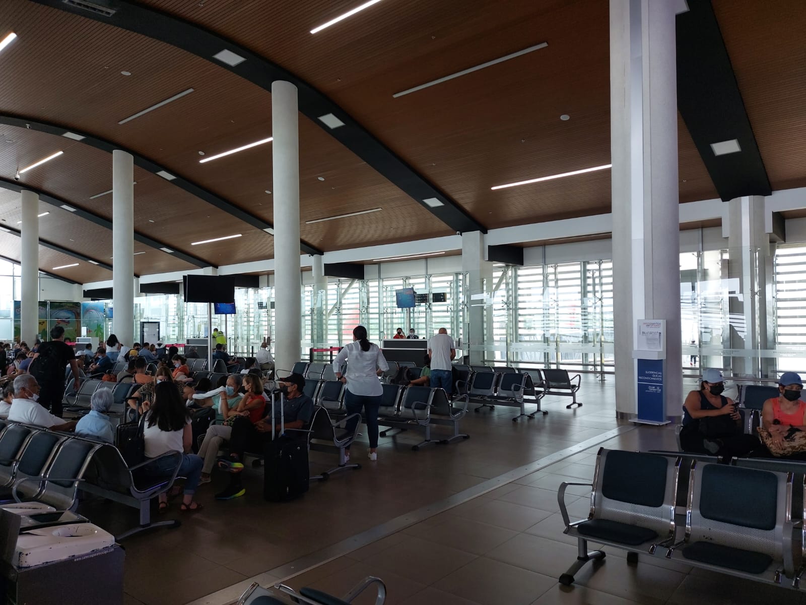 Aeropuerto Simón Bolívar de Santa Marta/ Gissell Campo