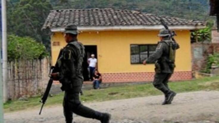 Informe periodístico asegura que Farc desbordó frontera con Ecuador