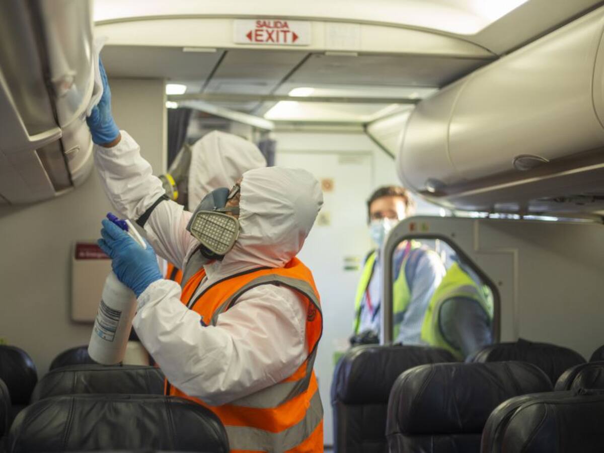 La Aerocivil abre proceso a las aerolíneas Wingo y Avianca