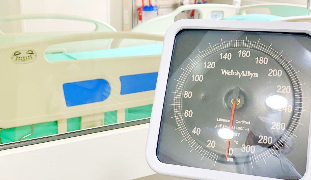 Del incremento de casos positivos de COVID-19 dependerá que la red hospitalaria mantenga la alerta naranja o se eleve el nivel de alerta.