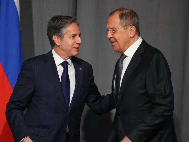 Antony Blinken y Serguei Lavrov