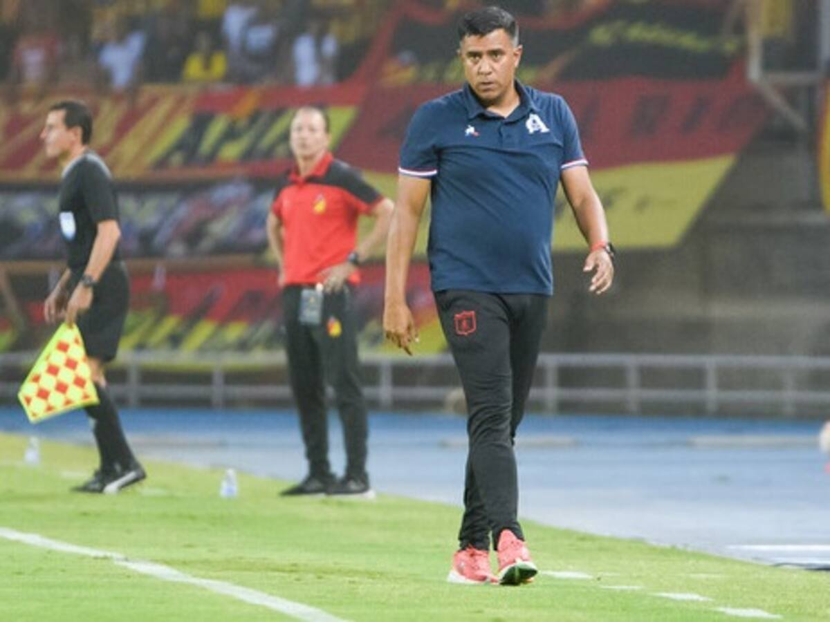 César Farías sobre su situación coyuntural con América: “Yo no me sé entregar”