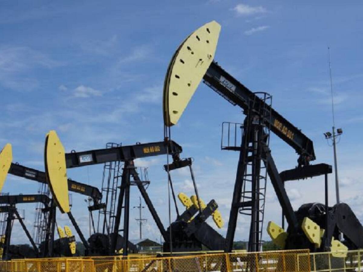 Empresas petroleras financian un 50% el transporte en 3 oleoductos del país
