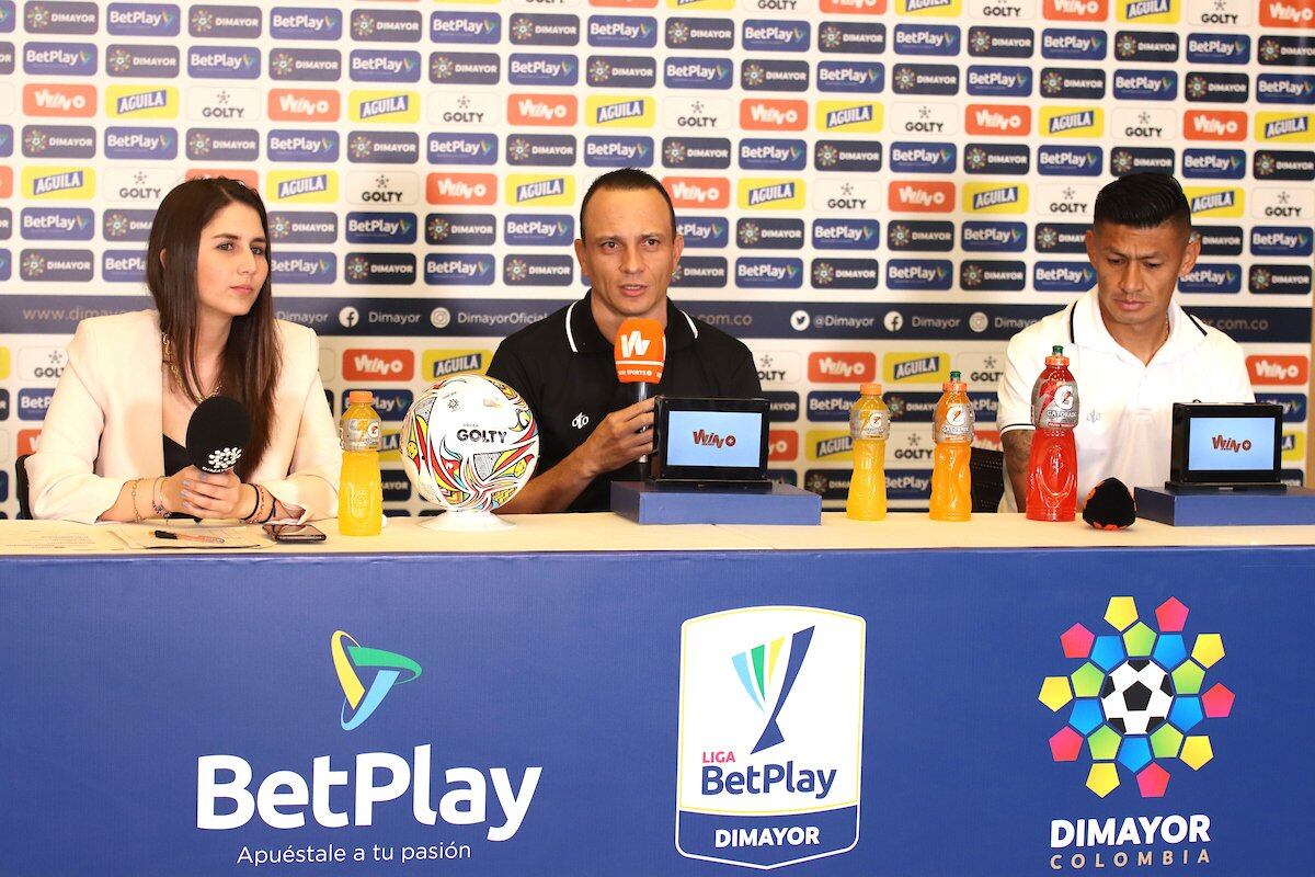 Alejandro Restrepo y Jhonny Vásquez, DT y capitán del Pereira, en la rueda de prensa de la final / @Dimayor.
