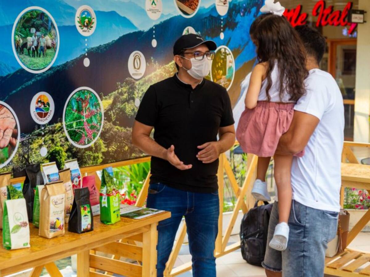 Lanzan en Santa Marta programa para promover el desarrollo social