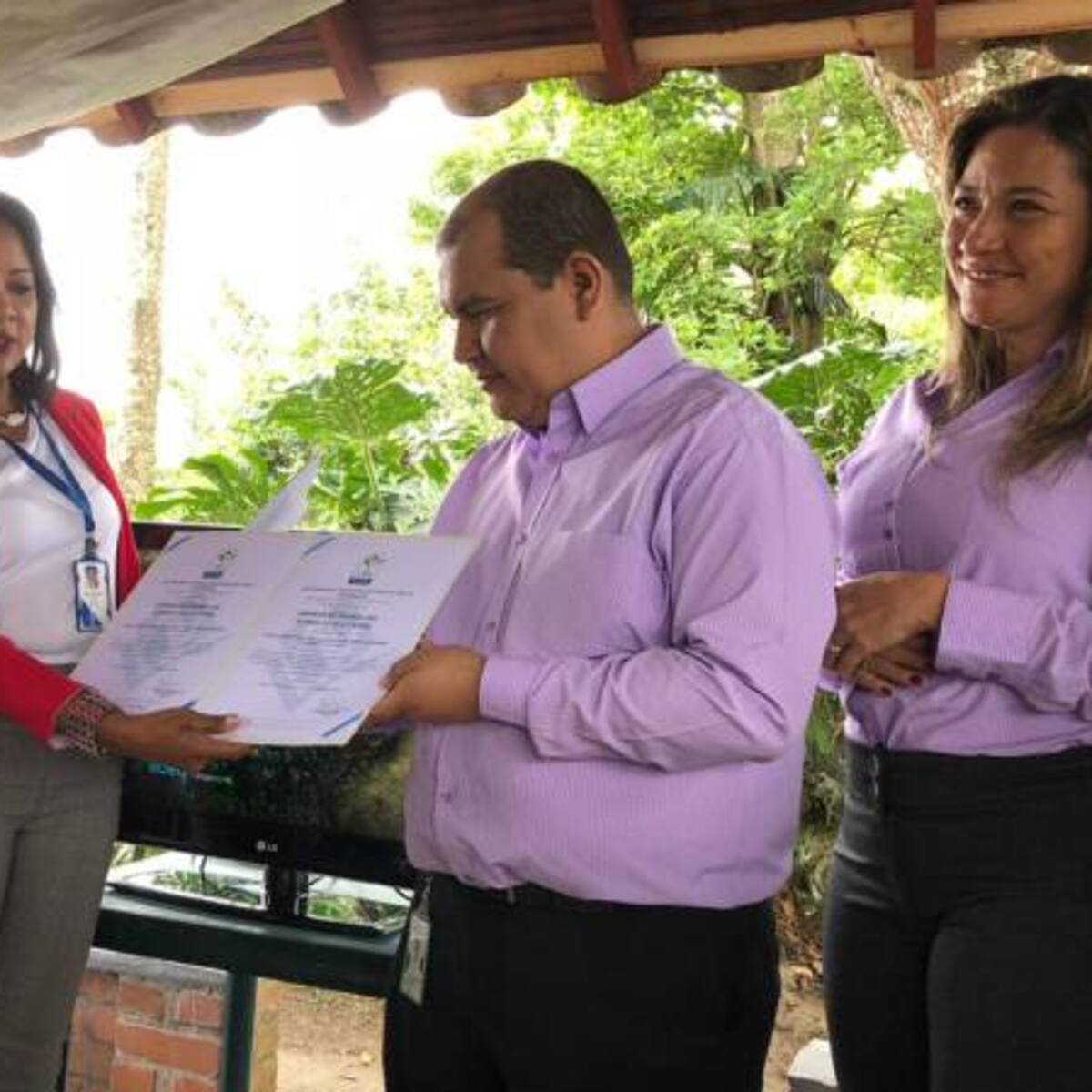 Edeq primera empresa eje cafetero certificada por Icontec carbono neutro