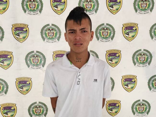 El hombre le habría propinado una herida con arma blanca a su pareja sentimental; quien lo halló departiendo con otra mujer.