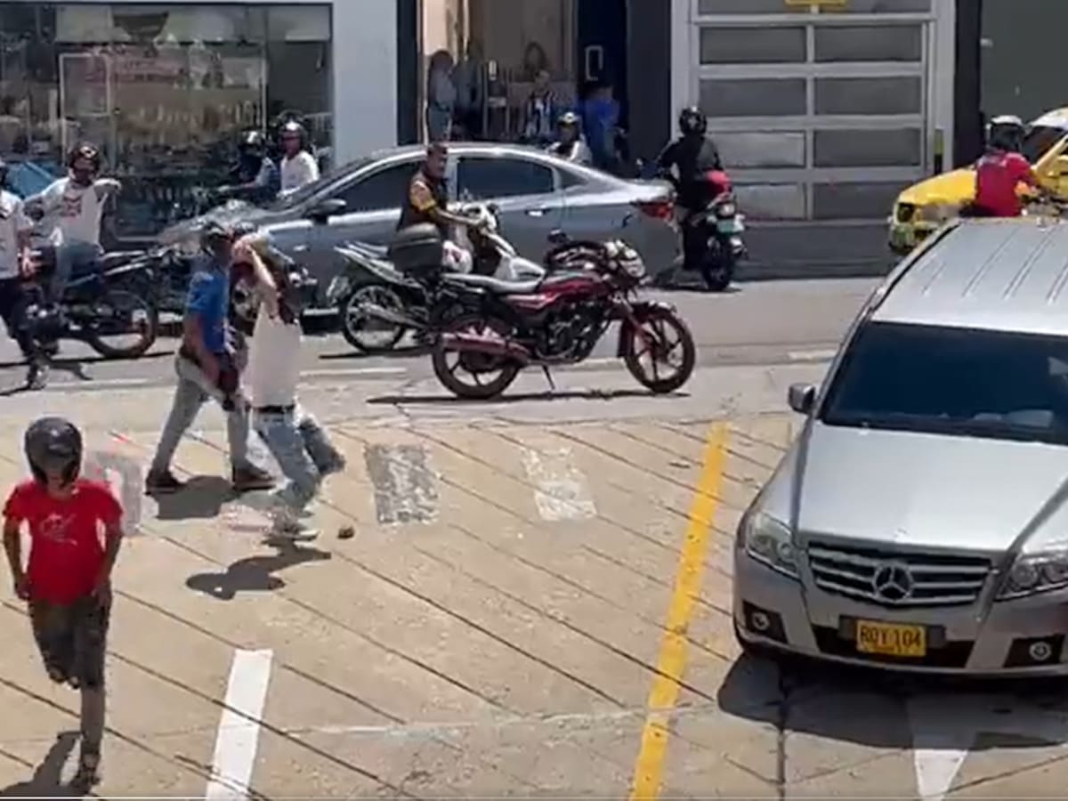 EN VIVO | Protestas en Bucaramanga: Minuto a minuto de los disturbios tras accidente