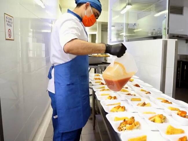 Redcol habilita colegios para preparar comida de población vulnerable