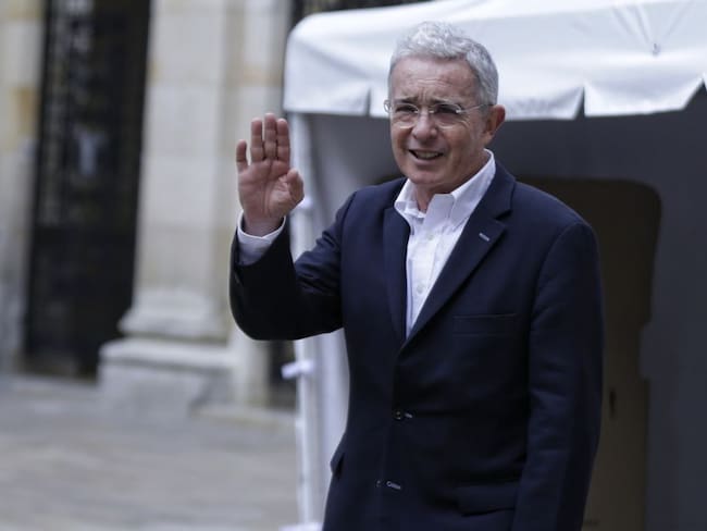 Aún no se ha hecho efectiva la detención del expresidente Uribe