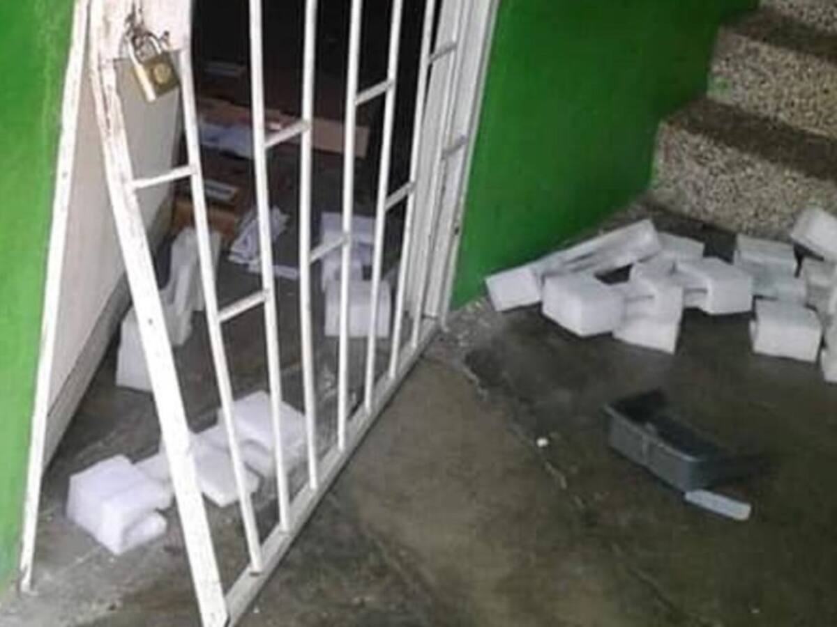 En Caucasia robaron equipos tecnológicos de un colegio