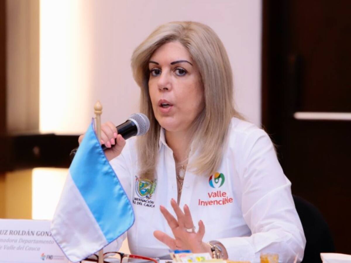 Pacientes con COVID-19 están siendo atendidos en urgencias