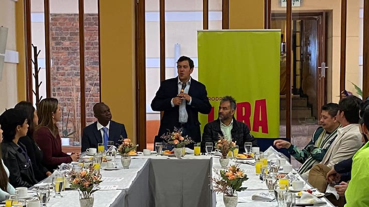 Precandidato Rodrigo Lara forma alianza con partido provida para el Concejo de Bogotá