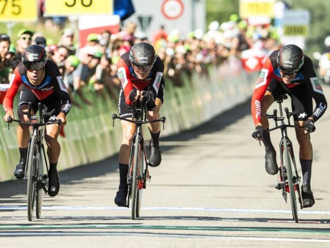 El BMC Racing ganó la contrarreloj de equipos en la Vuelta a Suiza