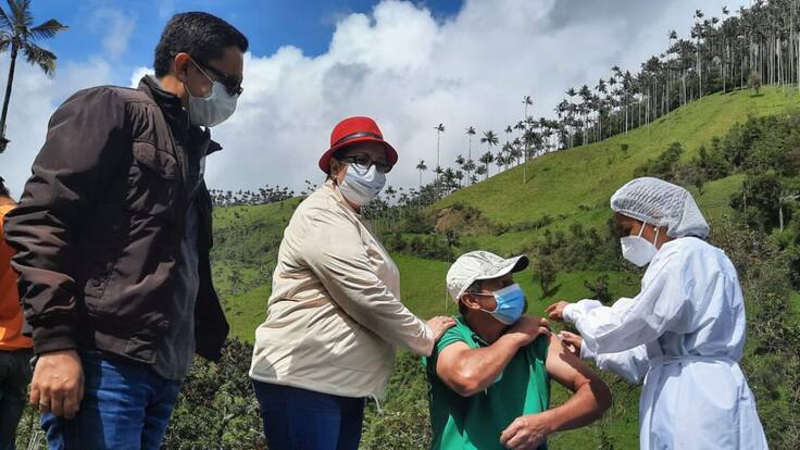 Dennis Prieto, Gerente del hospital San Vicente de Paúl