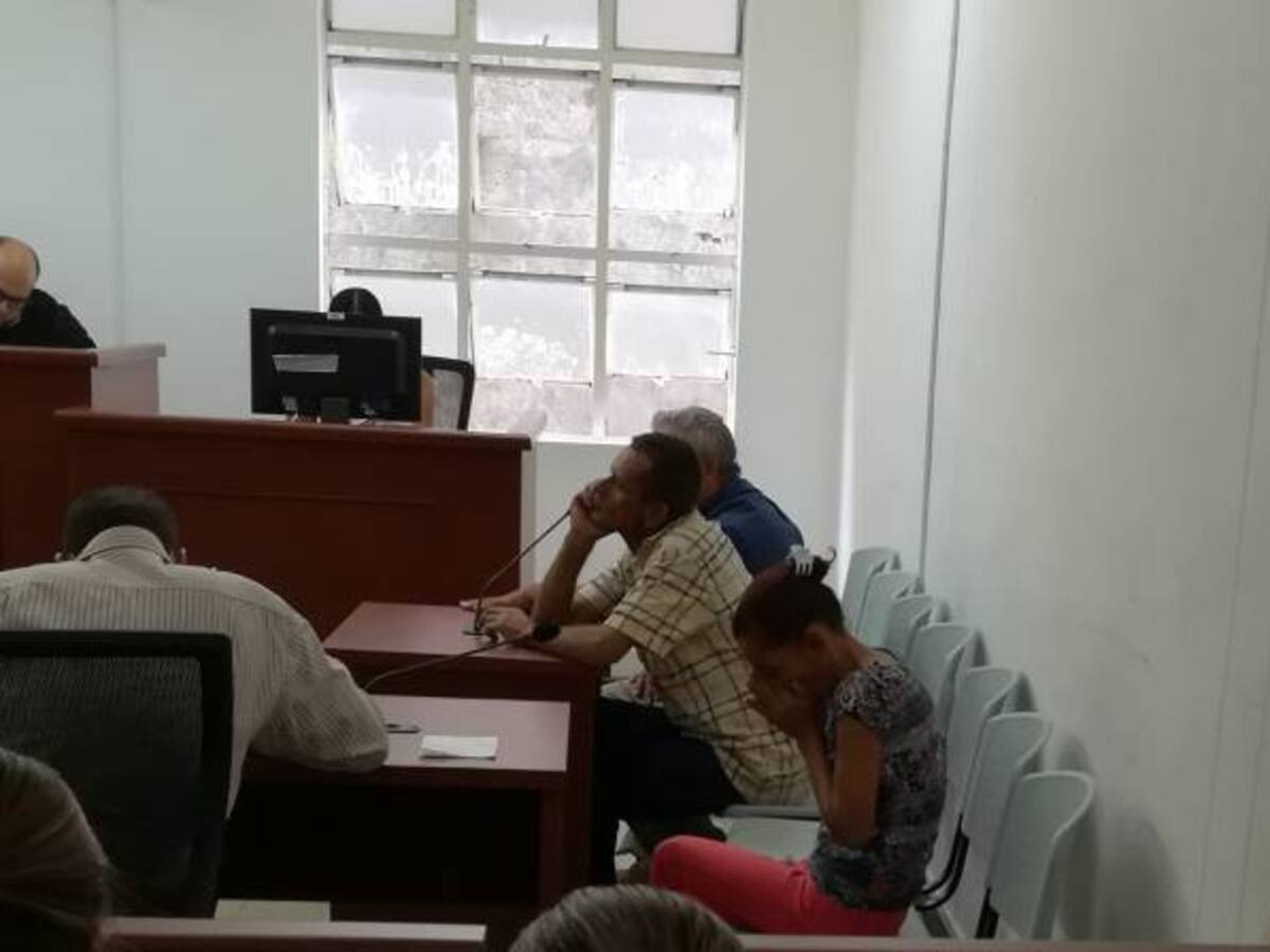 Vendía sexualmente a su sobrina