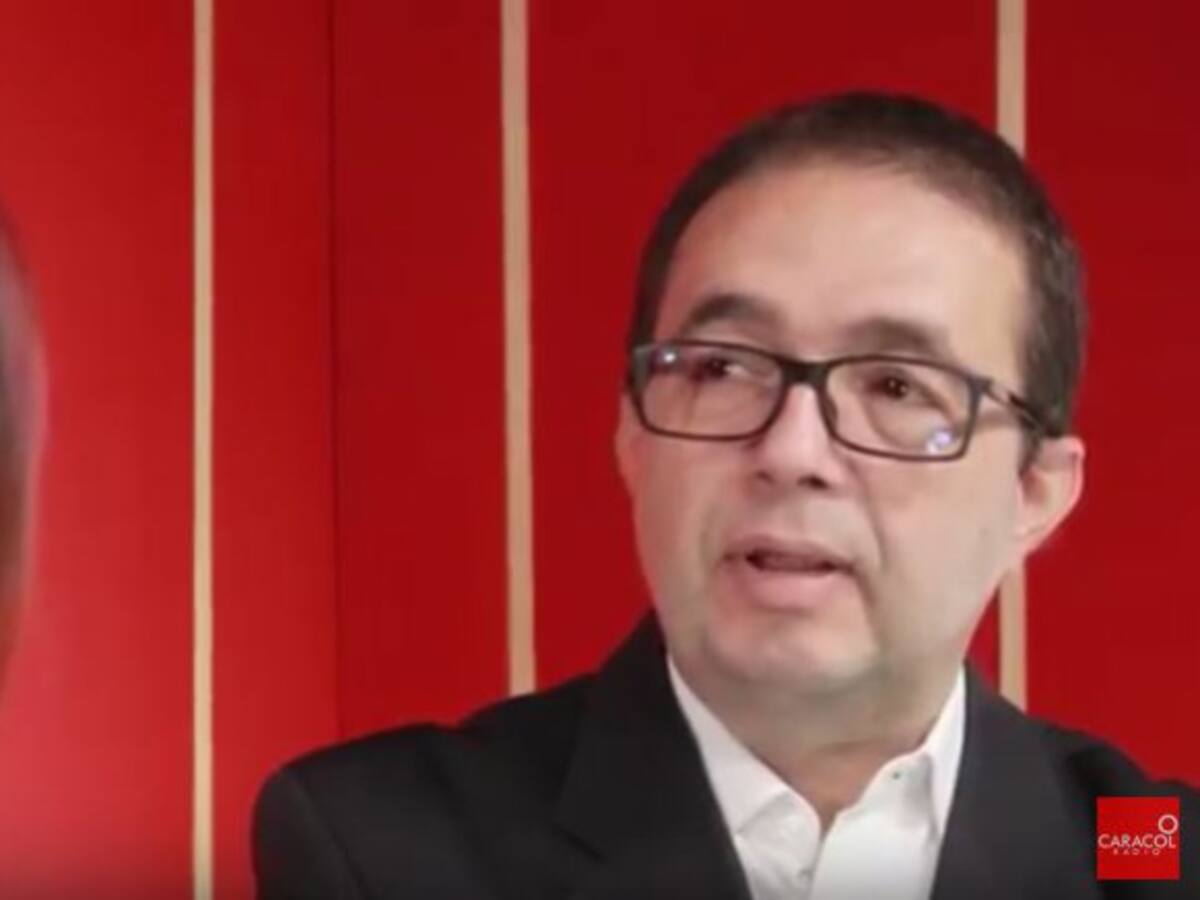 El país ideal del profesor Carlos Patiño