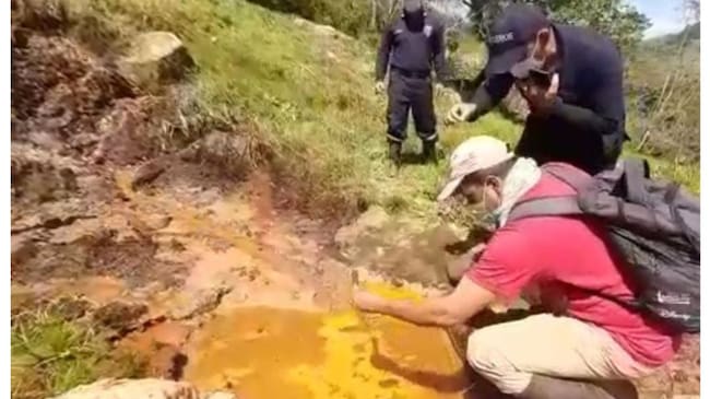 Afloramientos de hidrocarburos en San Luis de Gaceno.