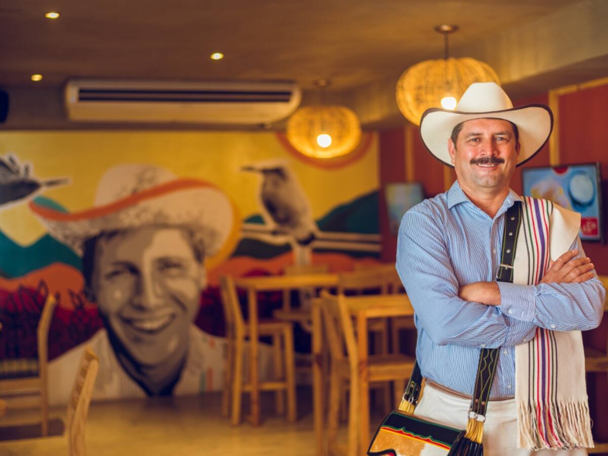 Reacciones al fallecimiento de Carlos Castañeda, imagen de Juan Valdez