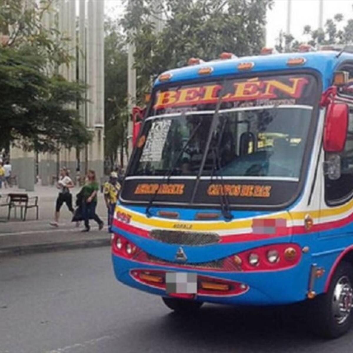 Pasaje de bus en el Valle de Aburrá subiría $400 en 2026, advierte gremio transportador