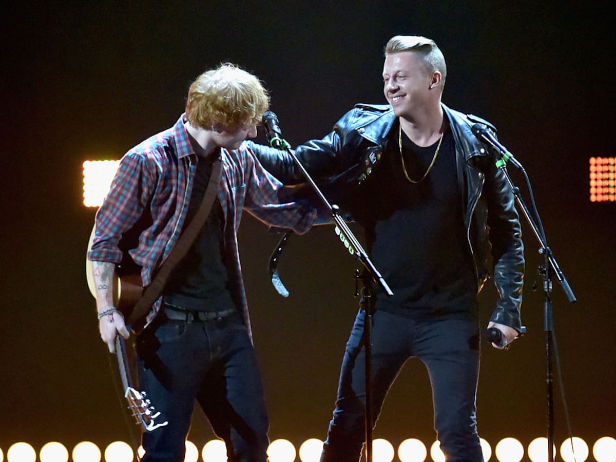 Macklemore donará 1 millón de dólares de su salario de la gira de Ed Sheeran para apoyar a Palestina