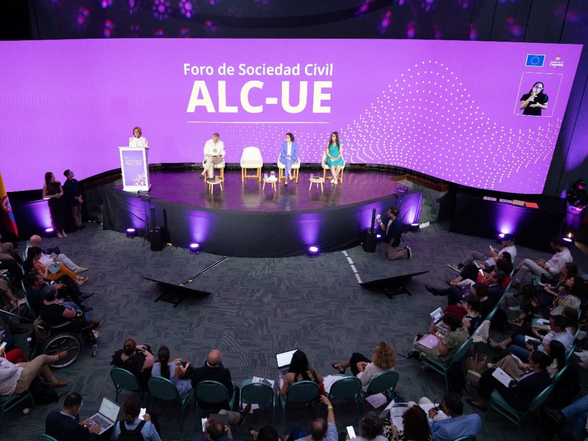 Foro de la Sociedad Civil ALC–UE propone una nueva agenda de cooperación desde Santa Marta