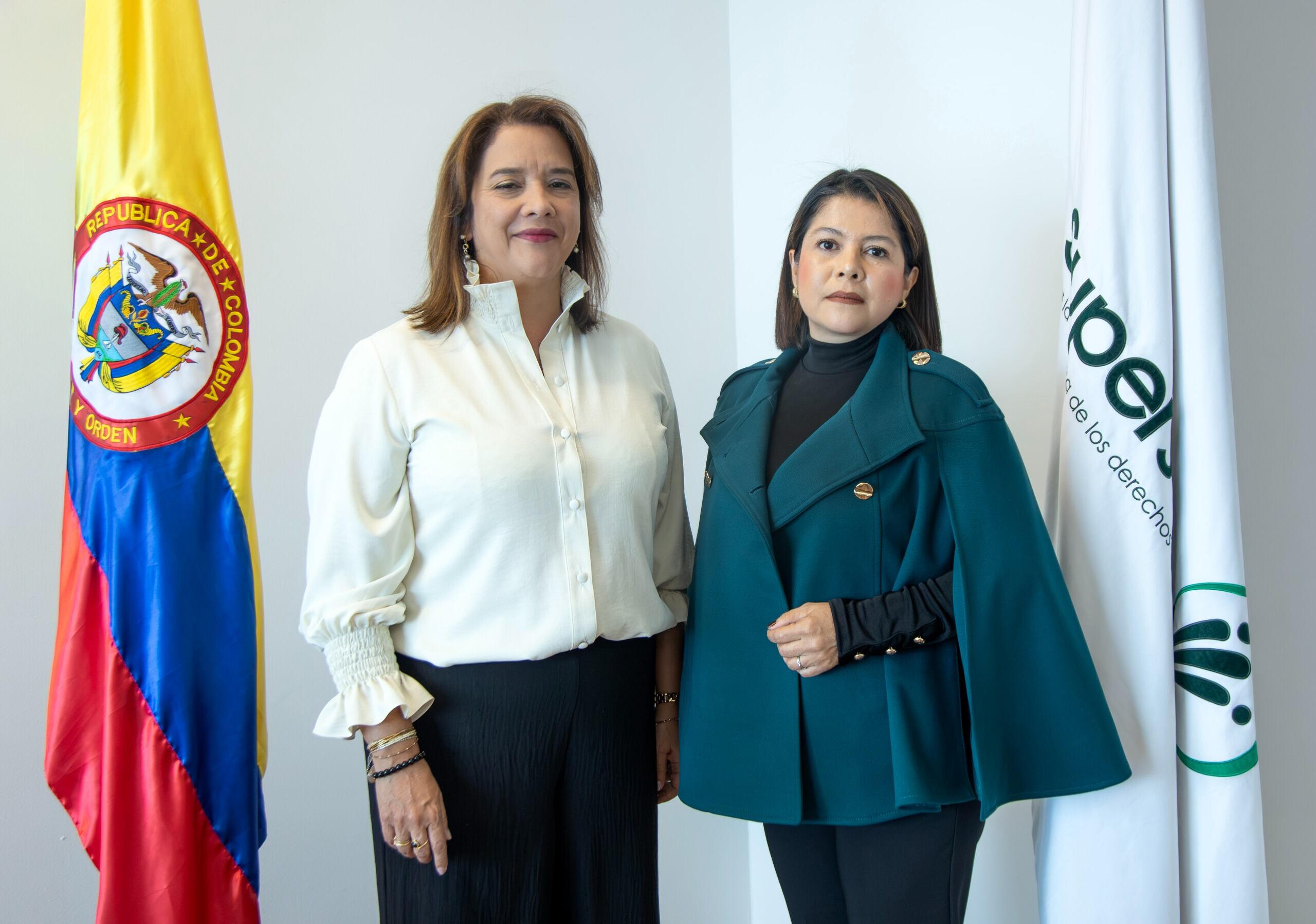 Superintendente Nacional de Salud, María Andrea Godoy, posesionó a Ana María Betancur Henao como nueva agente especial interventora de la EPS Asmet Salud.
