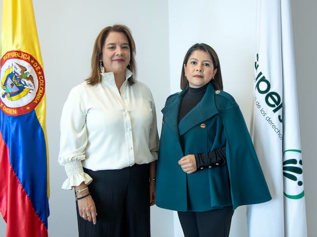 Superintendente Nacional de Salud, María Andrea Godoy, posesionó a Ana María Betancur Henao como nueva agente especial interventora de la EPS Asmet Salud.