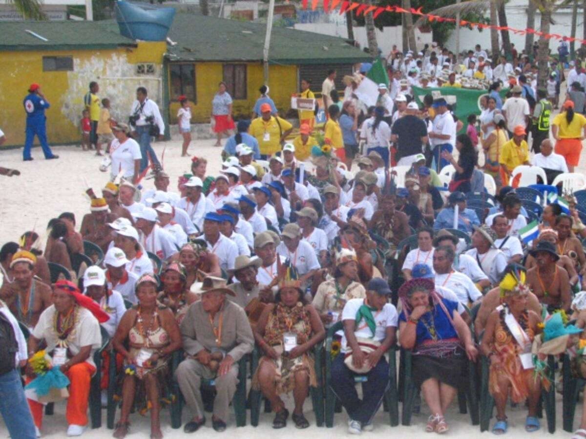 Pueblos indígenas se declaran en asamblea permanente