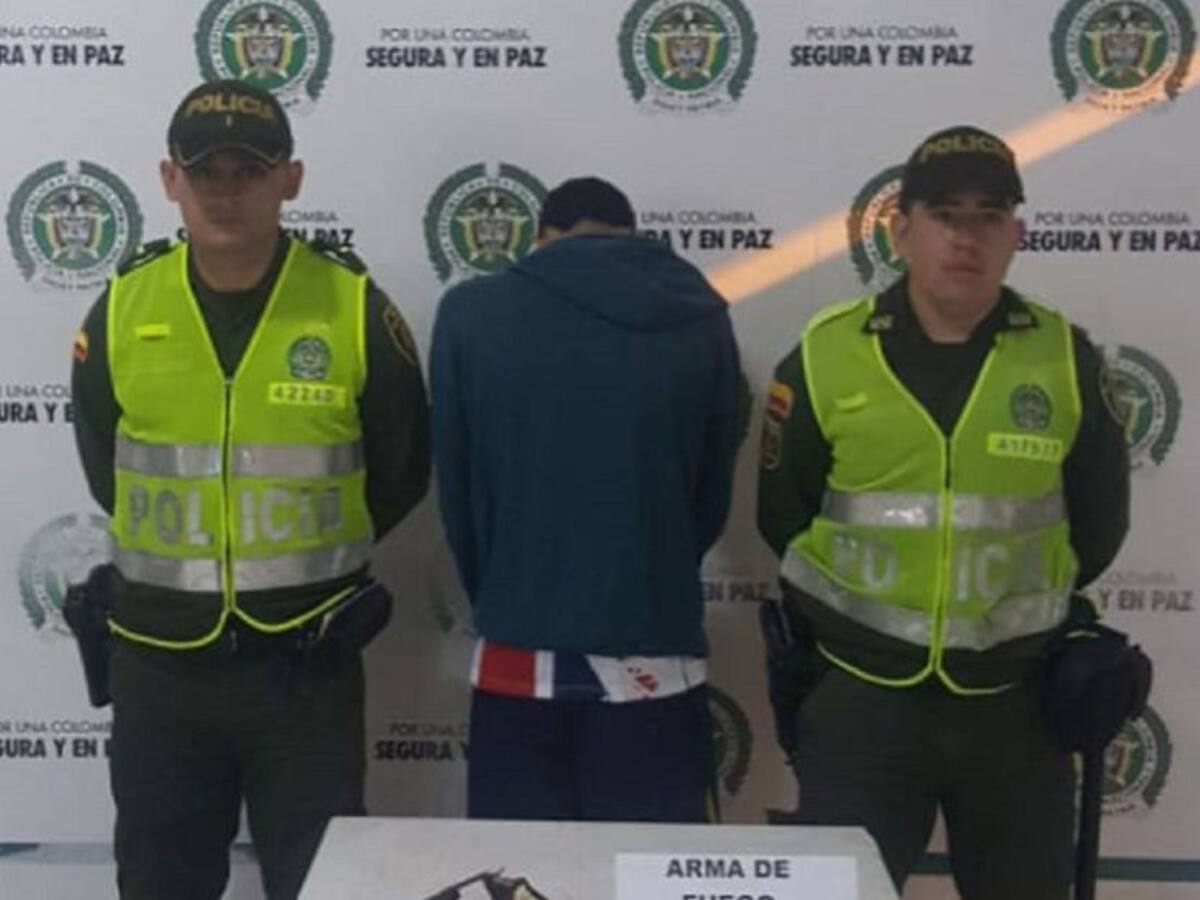 Dos muertos y una mujer herida deja ataque de sicarios