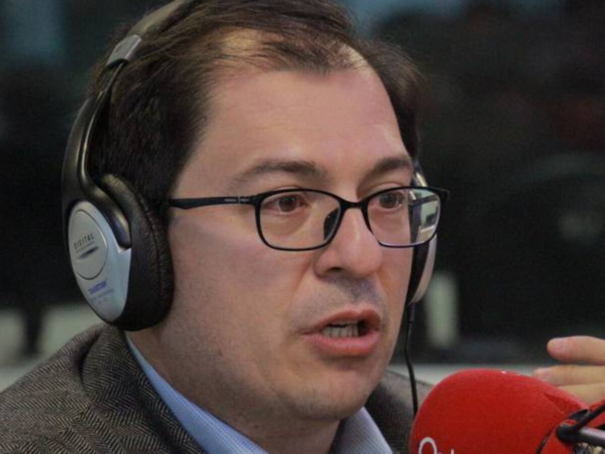 Decisión de Fajardo sobre elección de Claudia López es equivocada: Barbosa