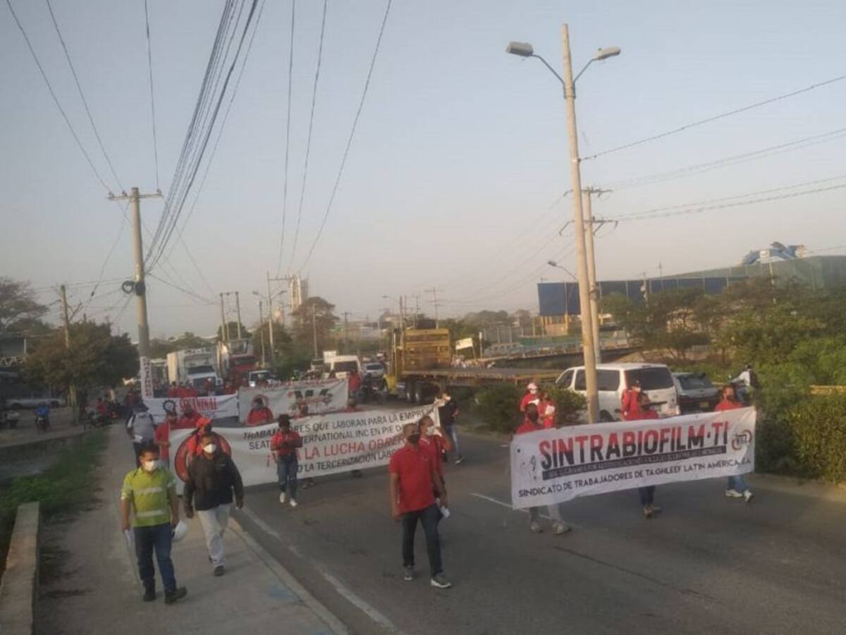 Trabajadores de Mamonal protestaron contra la reforma tributaria