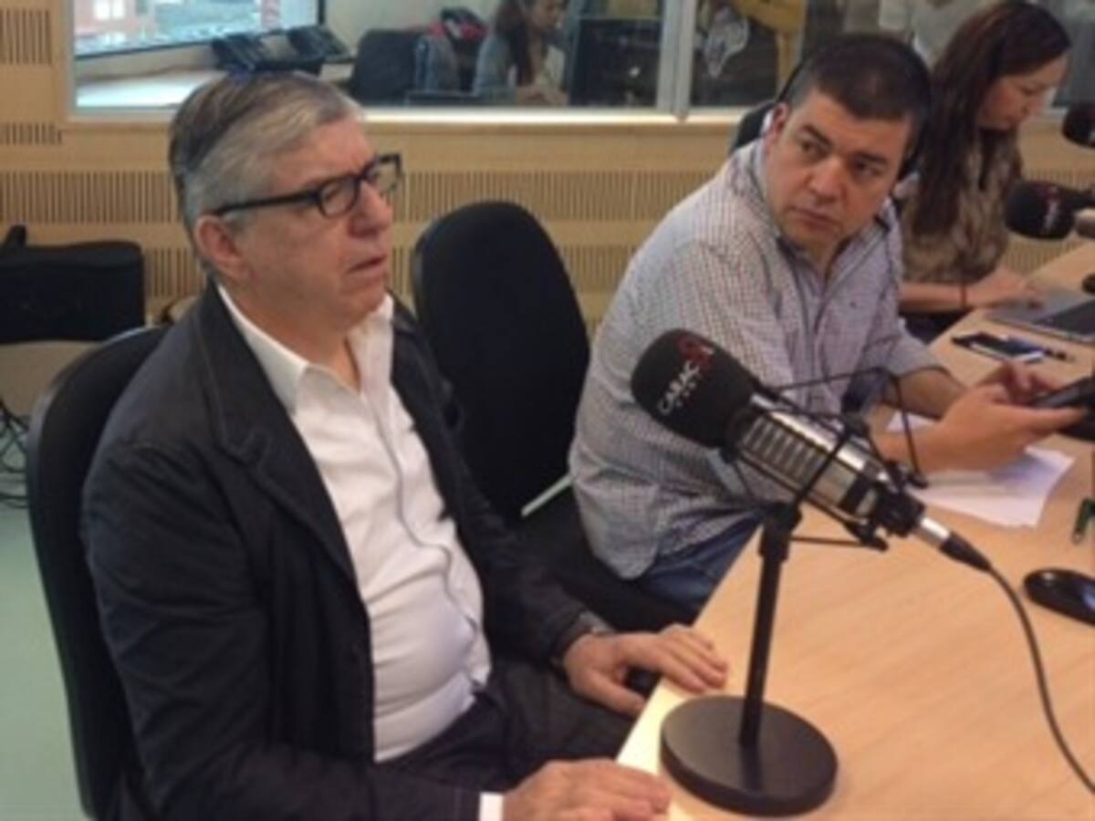 Uribe debe ir a Fiscalía a mostrar las pruebas, no a lustrarse los zapatos