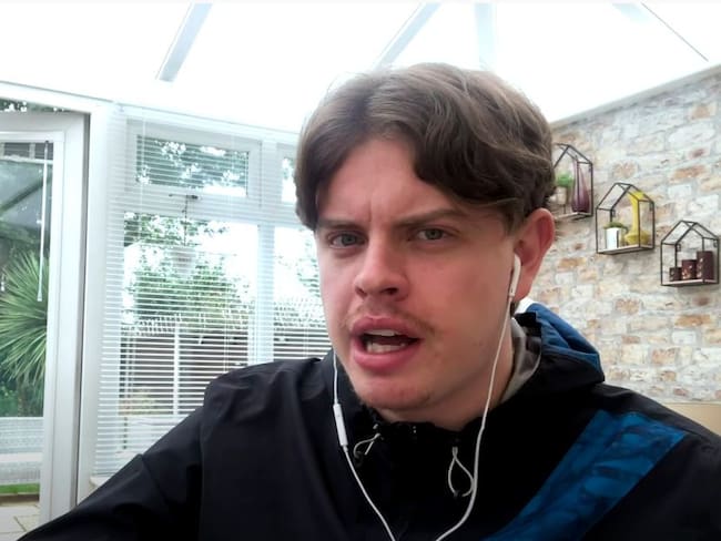 El británico que se hizo viral reaccionando a la música latina