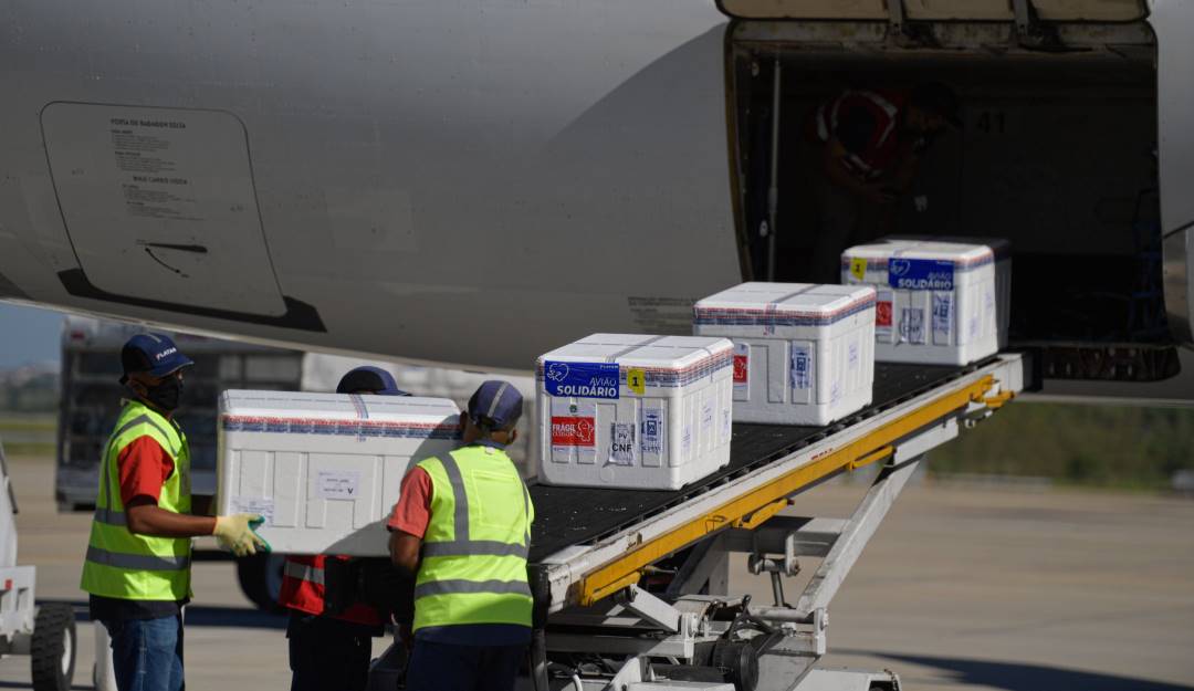 Distribución de vacunas contra el coronavirus en Brasil.    Foto: Getty 