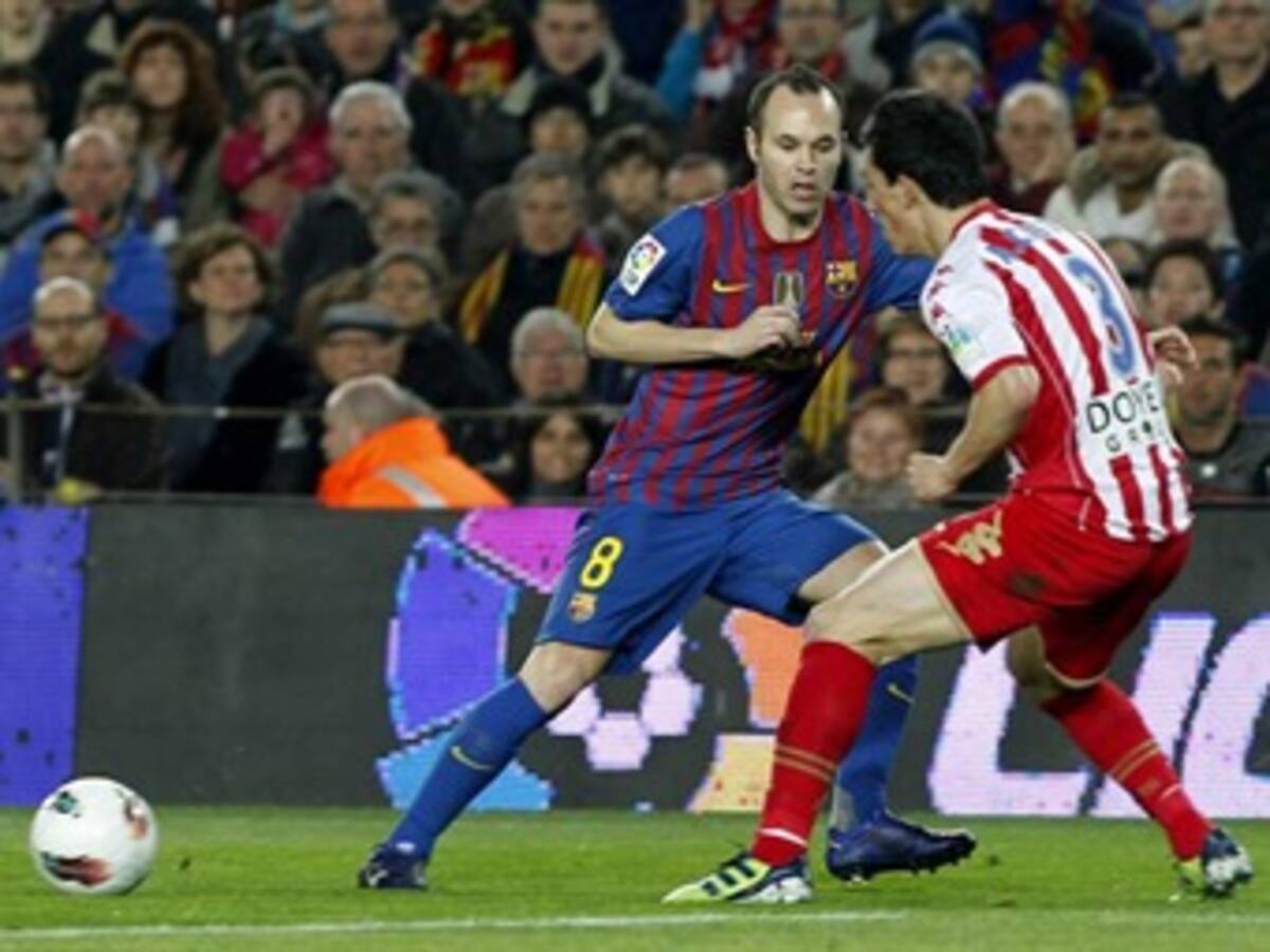 El Barcelona sin Messi gana al Sporting y se pone a siete puntos del Real Madrid