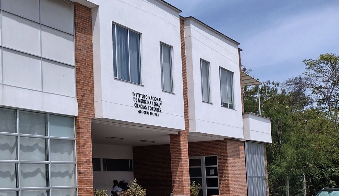 La víctima presenta cuatro anotaciones por porte ilegal y una por concierto para delinquir