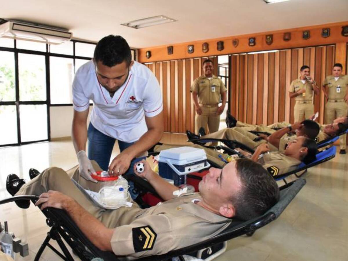 Escuela Naval Cartagena participa de la Jornada de Donación de Sangre