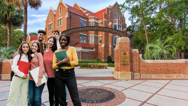 Florida prohíbe la matrícula de estudiantes indocumentados en universidades públicas | Getty Images