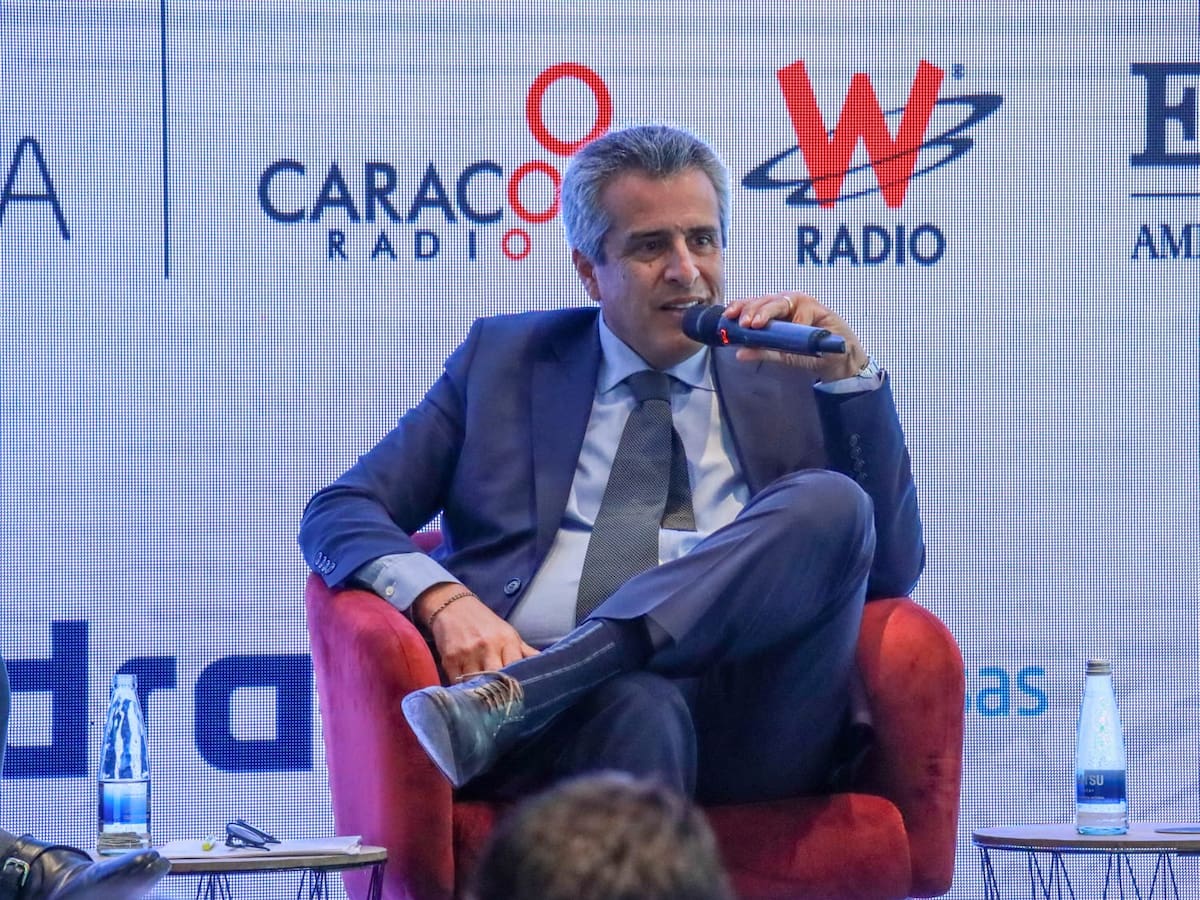 “Si el presidente no pone de acuerdo a la sociedad, no puede hacer nada”: Mininterior