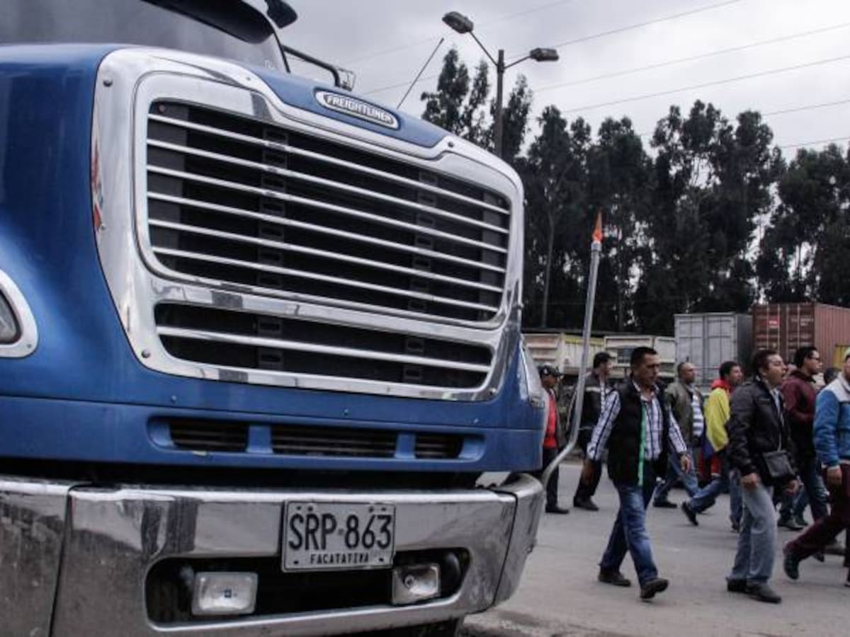 Advierten ‘plan tachuela’ por paro camionero, en la vía Chiquinquirá-Tunja