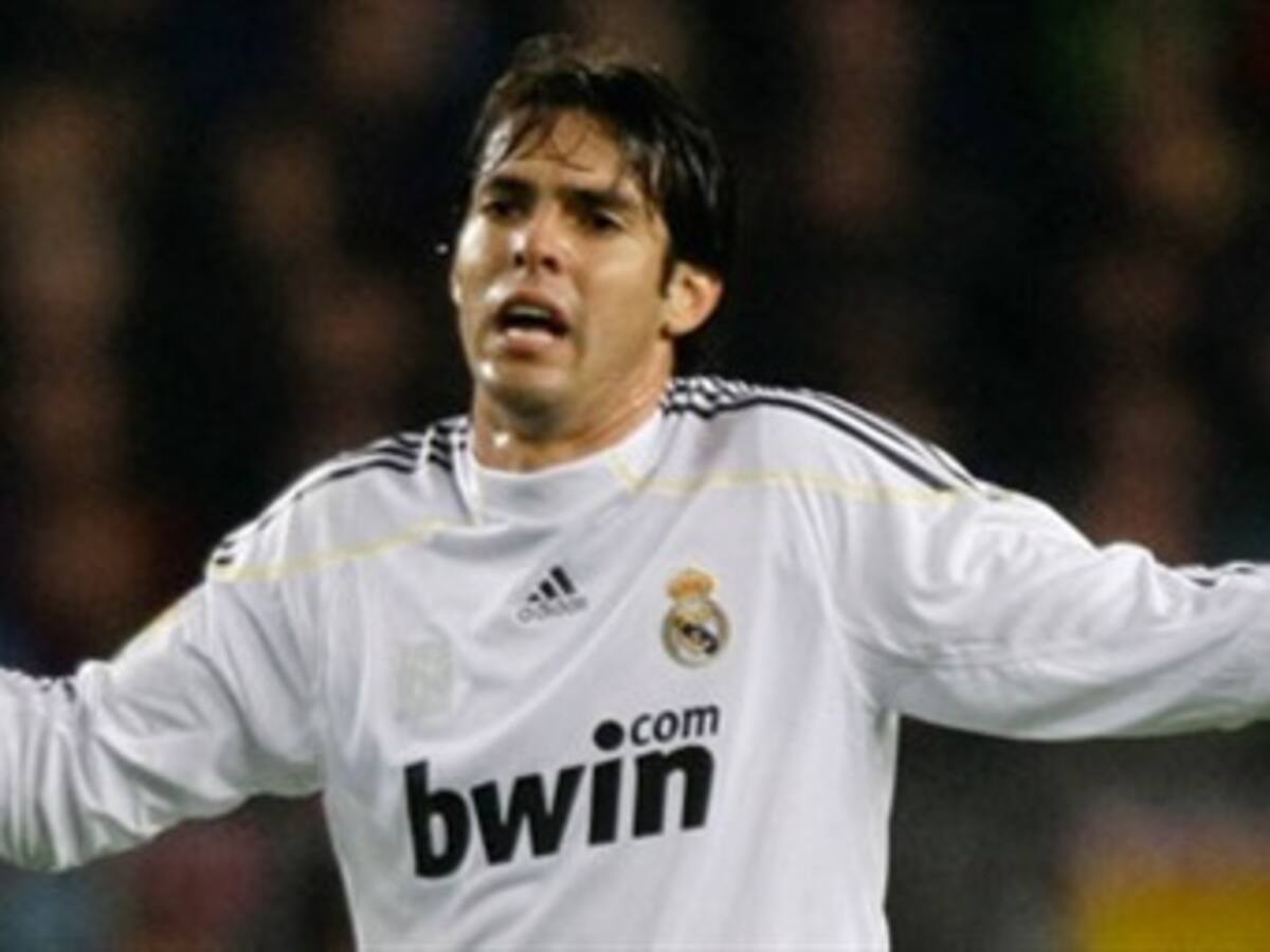 Kaká sufre edema en rodilla izquierda y estará 15 días por fuera de las canchas