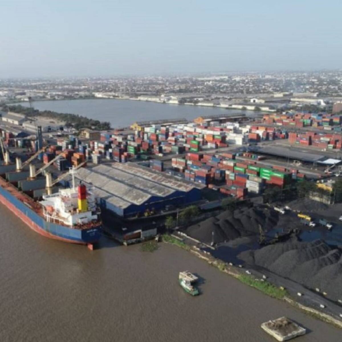 Calado en el Puerto de Barranquilla bajó a ocho metros