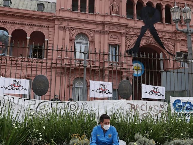 La multitudinaria despedida a Maradona en la Casa Rosada