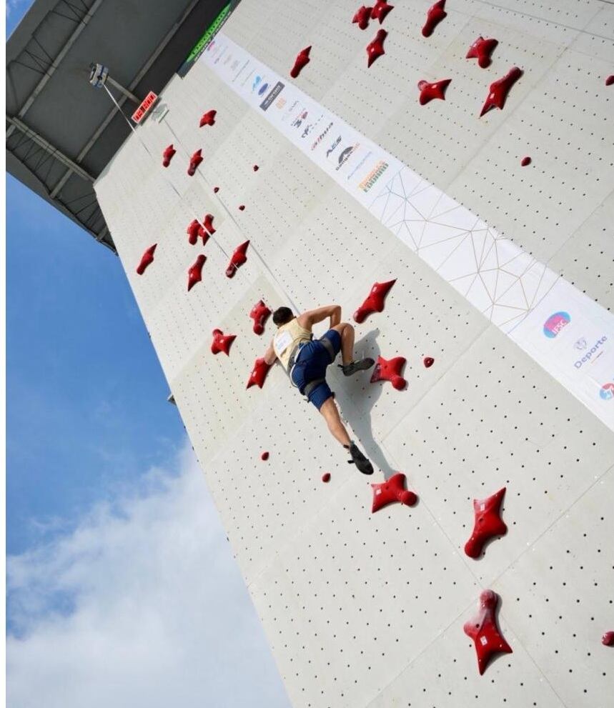 Armenia cuenta con dos modernos muros de escalada deportiva, contiguo al estadio Centenario. Foto: Cortesía Gobernación Quindío
